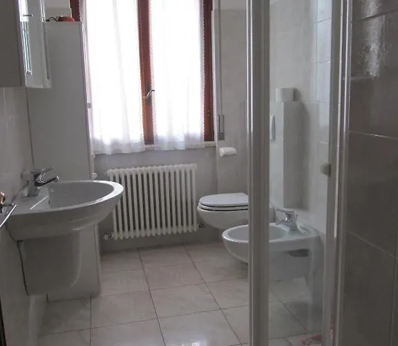 Il Cortile Вальмадрера